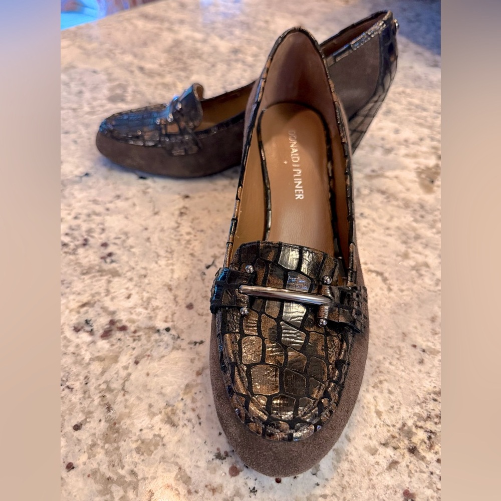 Donald J. Pliner Brown Wedges with Modern Accents